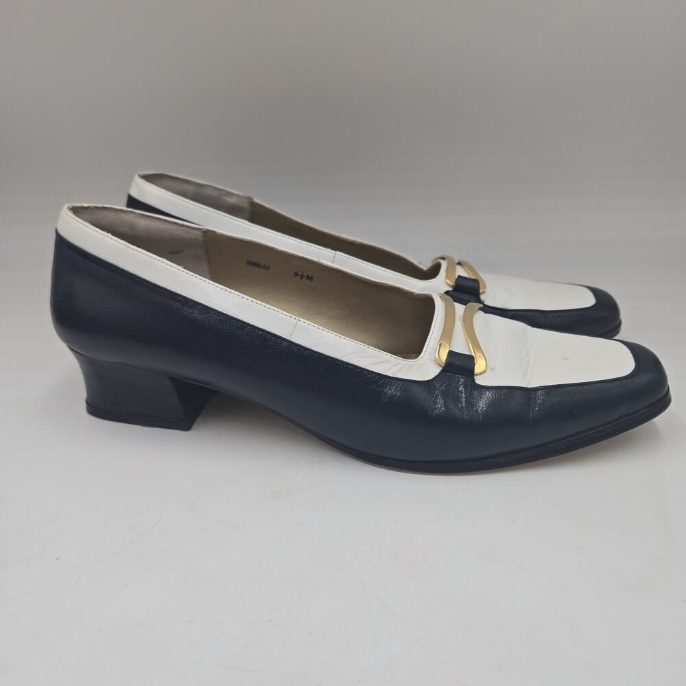 Vintage 90s Boston Accent Navy & White Leather Block Heels Size 9.5 Nautical